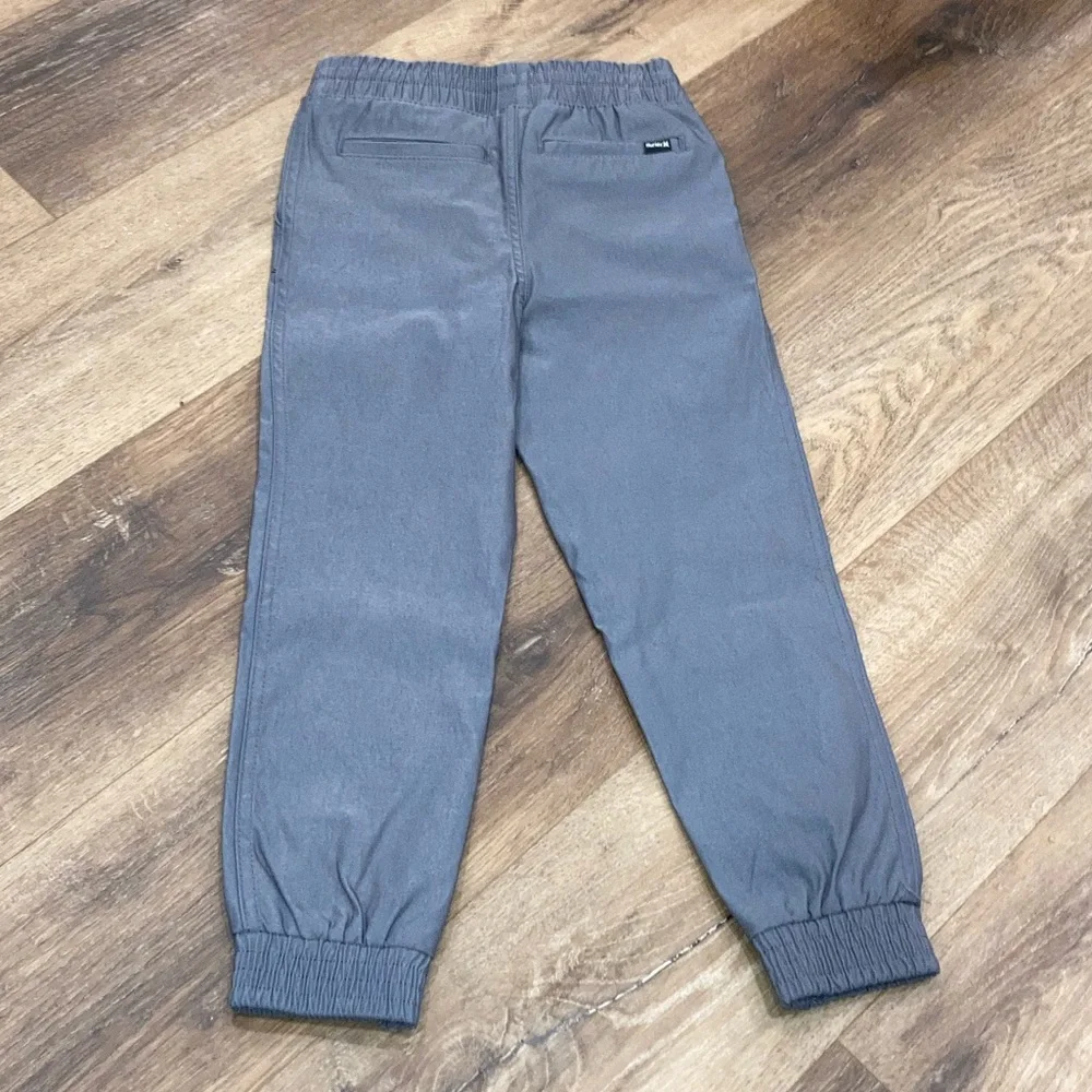 NWT Hurley Gray Jogger Pants Bottoms Athletic Sports New Size 5/6 Boy